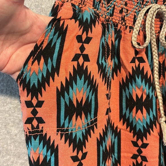 Kiss & Cry Boho Linen Blend Pants size Medium - Picture 6 of 9